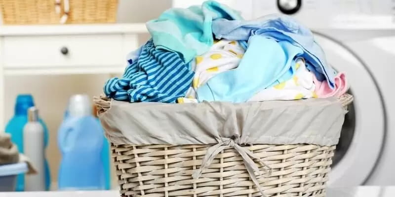 تصویر 1 از قیمت خرید مایع نرم کننده لباس دو لیتری + فروش ویژه